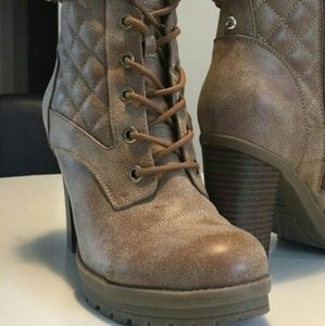 🆕Guess Leather Boots 7m
